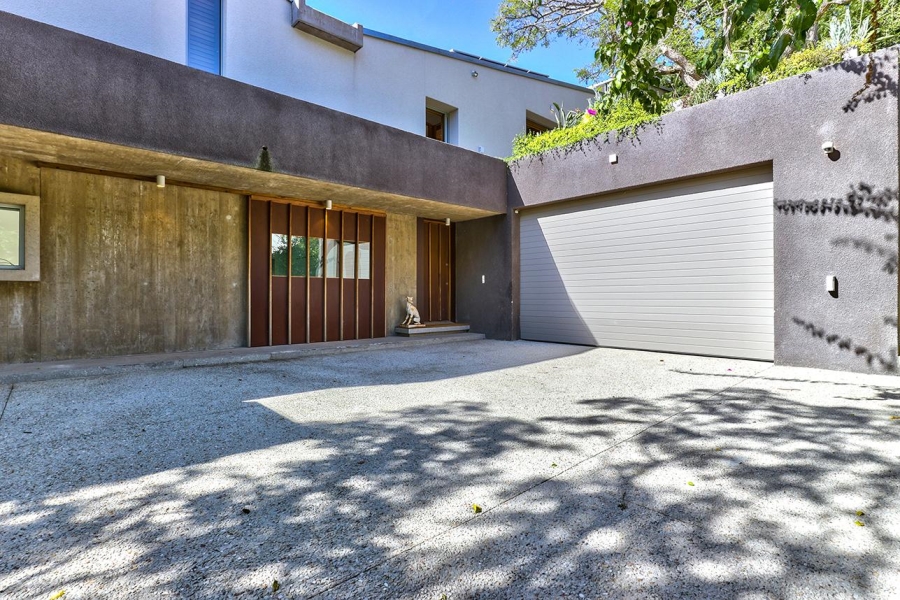 To Let 5 Bedroom Property for Rent in Higgovale Western Cape